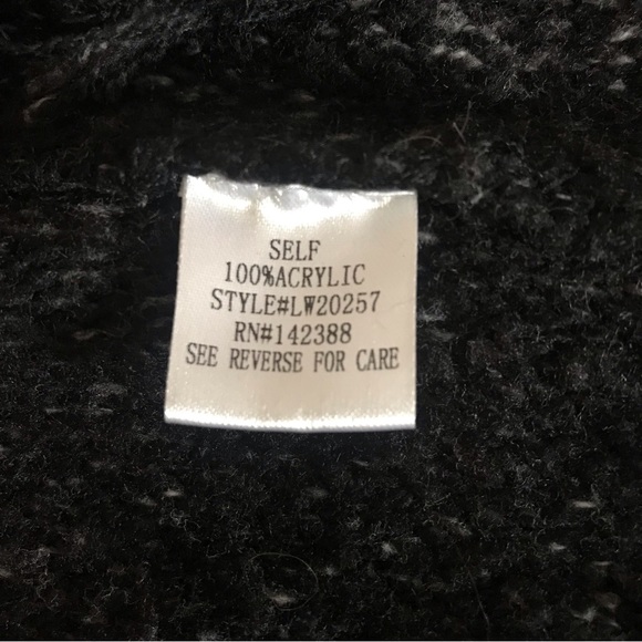 Essue Black Open Cardigan, M/L - Picture 13 of 14